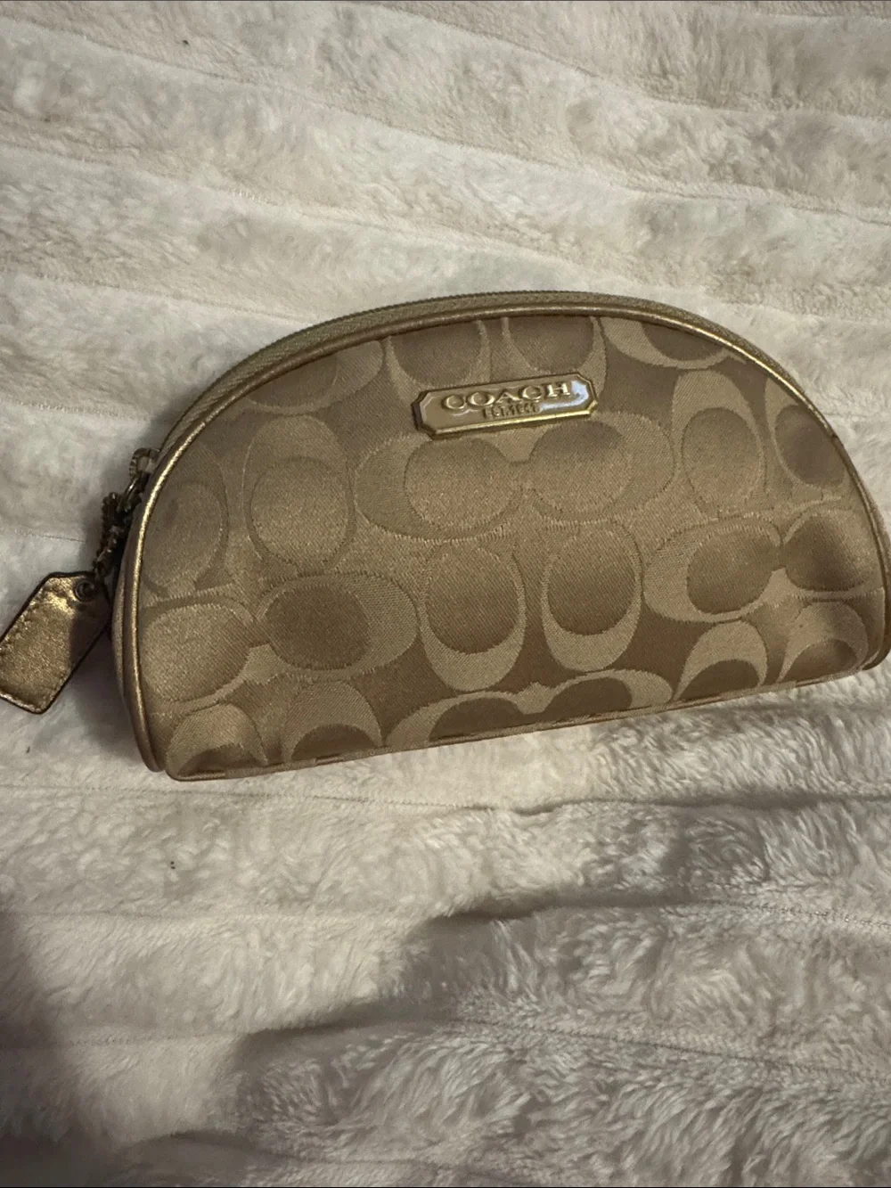 Coach Limited Edition Estee Lauder cosmetic Makeup Bag Pouch Gold and Tan